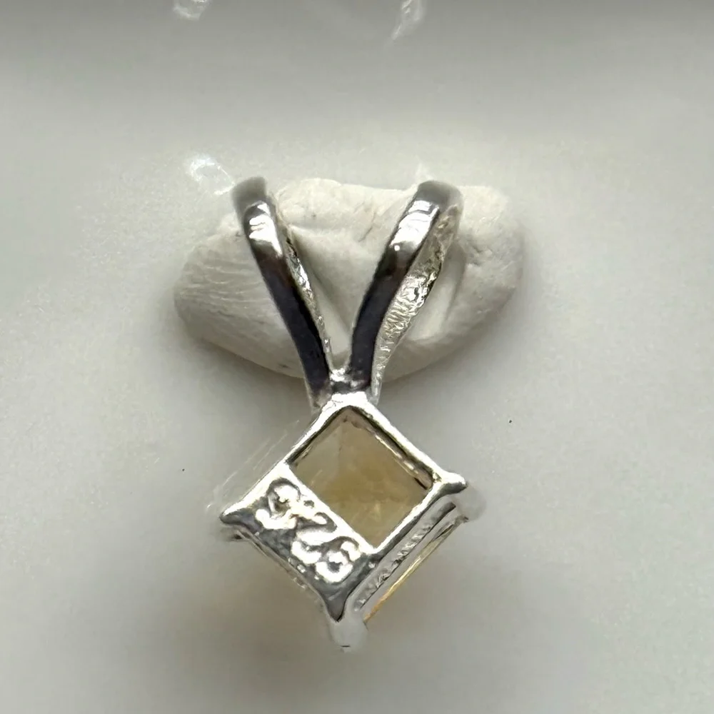 NC4 Genuine 1CT Princess Cut CITRINE Pendant Solid Sterling Silver S925 - Picture 8 of 8